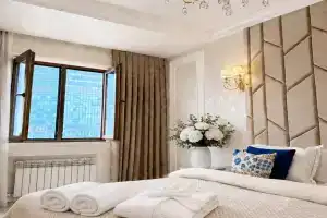 Boulevard Luxury | City Park View | 5th Floor by Royal Rentals, Ташкент