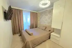 Квартира рядом с метро с новым ремонтом, Казань
