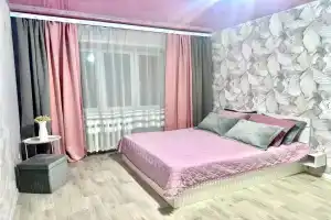 Большая квартира на набережной, Благовещенск