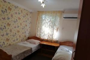 Двухместный номер с 2 отдельными кроватями стандарт с видом на город, Анапа