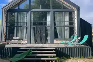 Нoвый дом в cтиле Барн Xaус с чаном