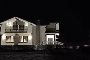 Дом с баней и камином в заповеднике