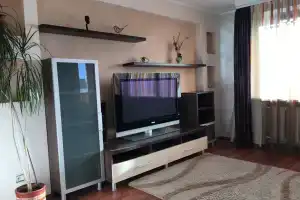 Уютная двушка в центре города с видом на ледовый дворец