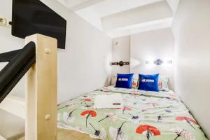 Двухуровневая студия в ЖК ApartVille, Москва