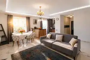 Роскошь Luxury Style у Волковского театра и Казанского Собора, Ярославль