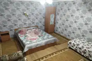 Комната рядом с морем, Витязево