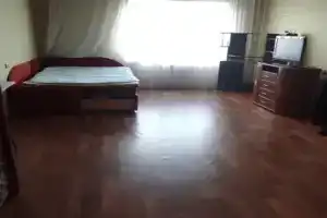 Большая квартира в хорошем районе