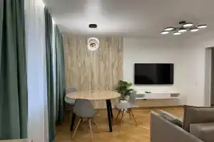 Уютная 2-комн. квартира с совершенно новым ремонтом в центре Минска