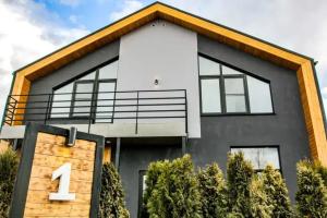 Современный коттедж с сауной