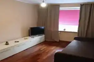 Квартиры посуточно на Калужской 6, Калининград