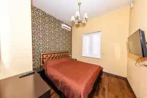 Дизайнерская квартира рядом с Невой и центром, Санкт-Петербург