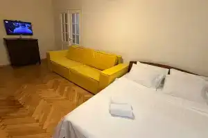 Квартира на Тульской, Москва