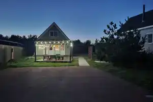 Стильный новый дом с сауной (включена в стоимость) в живописном месте