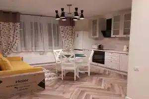 Уютная квартира с видом на пруд, Тюмень