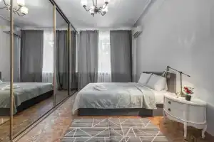 3-комнатная квартира у парка Горького, Москва