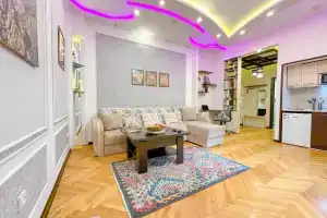 Мгновения Еревана, Ереван