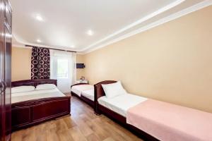 Стандарт 4-х местный с балконом, Вардане