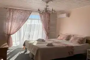 Sport Residence, Сыростан