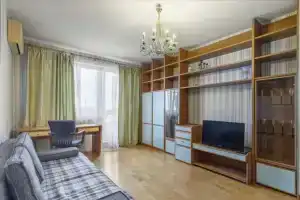 Двухкомнатная с изолированными комнатами 3 минуты от метро Коньково, Москва