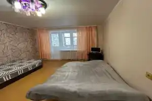 Двухкомнатная в центре