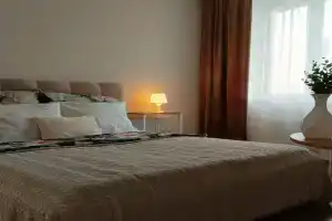 Хорошая квартира у метро, Екатеринбург