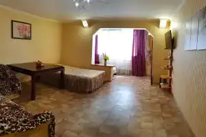 Чистая, уютная, тихая квартира, Алушта