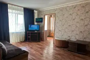 2-х комнатная квартира в центре города, с балконом