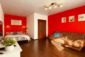 Яркий апартамент на Ленинградской