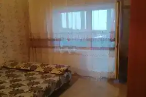 3-комнатная квартира в центре поселка