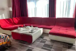 Квартира с видом на горы и недалеко от моря, Алушта