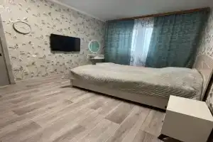Уютная 1-комнатная квартира шикарным видом на город., Курск