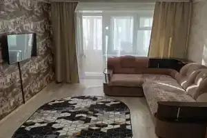 Уютная квартира рядом с набережной и ЖД вокзалом, Омск