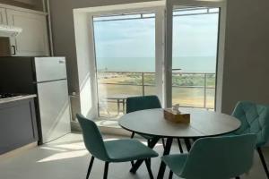 Квартира с видом на море, Каспийск