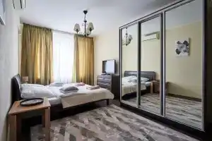 Уютная квартира  рядом с метро Войковская  и нмиц им. Н. Приорова, Москва