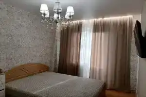3-комнатная квартира, Красноярск