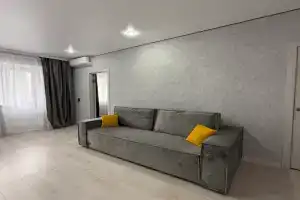 Уютная двухкомнатная квартира в центре города