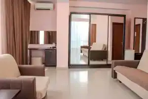 Семейный номер студия, Лазаревское