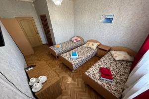 Трёхместный стандарт с раздельными кроватями на 2 этаже, Геленджик
