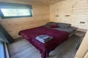 Уютный домик на берегу озера, Лахта