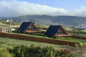 Новый A-Frame дом 1, Сукко