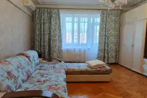 Уютная двухкомнатная квартира с балконом, Москва