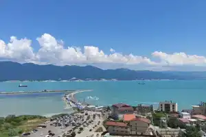 Квартира с шикарным видом на первой линии у моря, Новороссийск