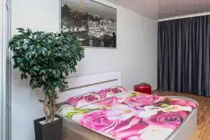 Уютное гнездышко для романтических встреч и достойного отдыха, Уфа