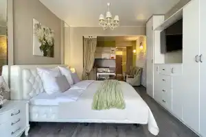Студия у моря с балконом, Сочи