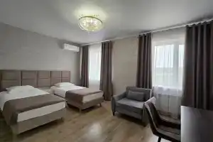 Комфорт с 2 кроватями и креслом, Городище