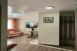 Крупная евродвушка в спальном районе
