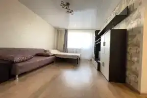 Квартиры посуточно на Макаренко 7