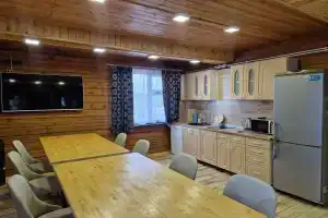 Двухэтажный дом с баней, 6 спальных мест, Петропавловск-Камчатский