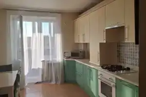 Уютная, чистая квартира в тихом районе, недалеко от центра, и Ск арена