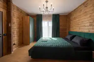 Частный дом, Кучугуры